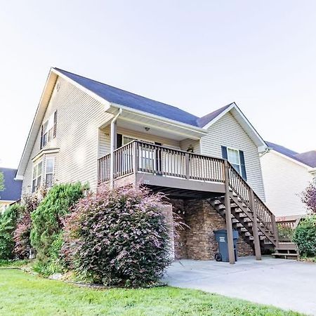 Cozy Pigeon Forge Home W Hot Tub Near River Luaran gambar