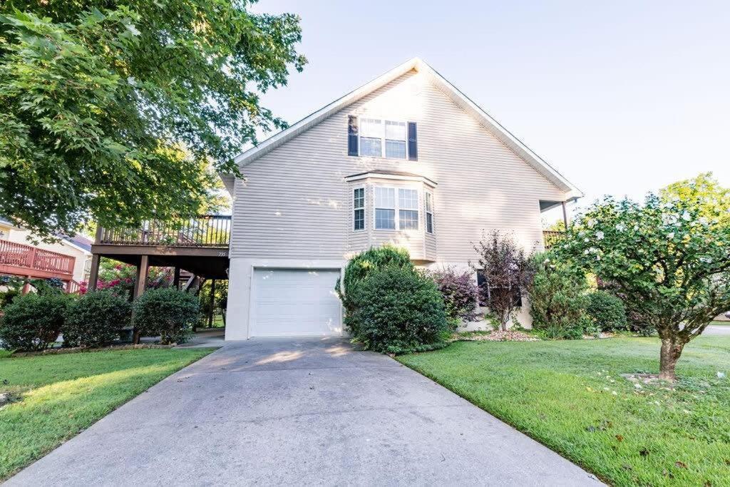 Cozy Pigeon Forge Home W Hot Tub Near River Luaran gambar