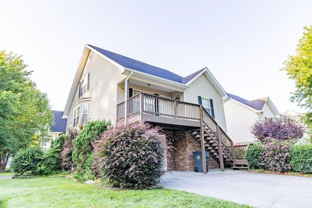 Cozy Pigeon Forge Home W Hot Tub Near River Luaran gambar